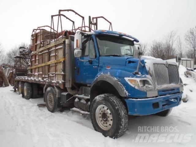 International 4600 Flatbed kamyonlar