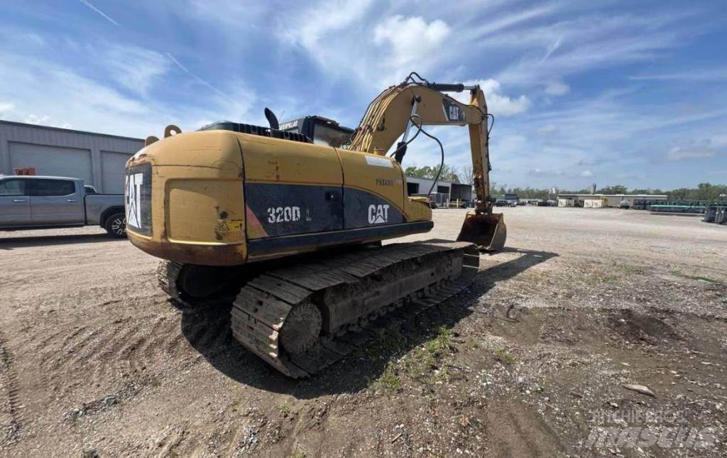 CAT 320 D Paletli ekskavatörler