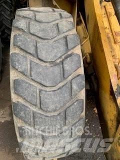 CAT 910 Tekerlekli yükleyiciler