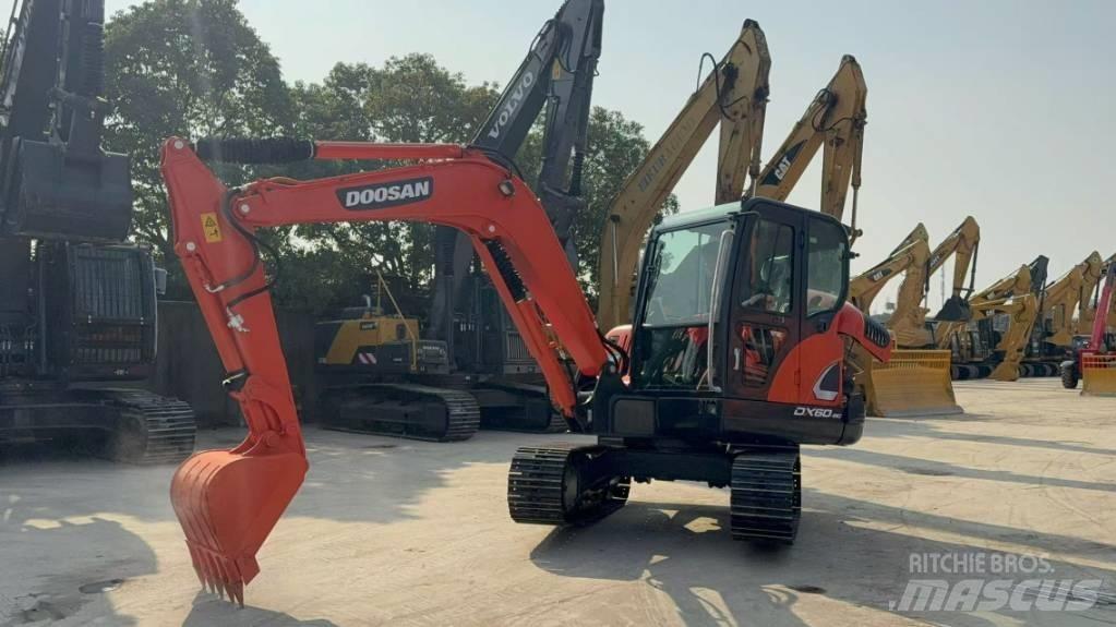 Doosan DX60-9C Mini ekskavatörler, 7 tona dek