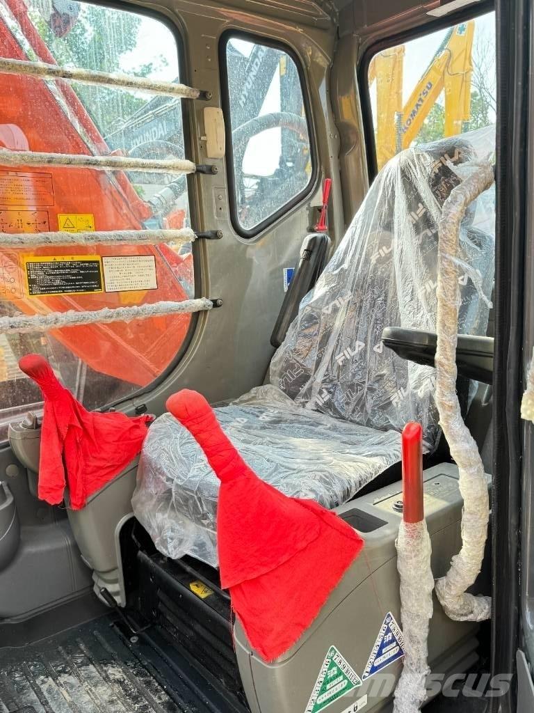 Hitachi ZX 200 Paletli ekskavatörler