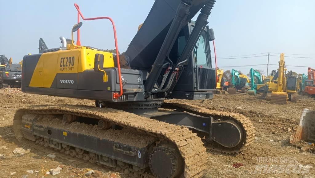 Volvo EC 290 B LC Paletli ekskavatörler