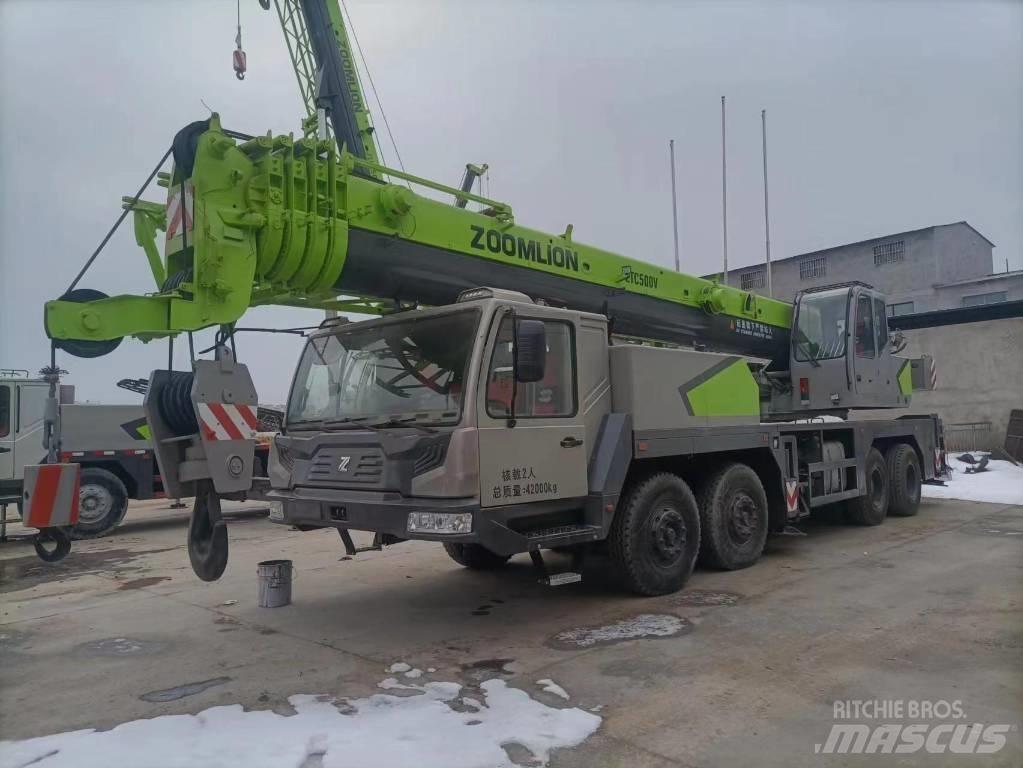 Zoomlion ZTC 500 V Yol-Arazi Tipi Vinçler (AT)