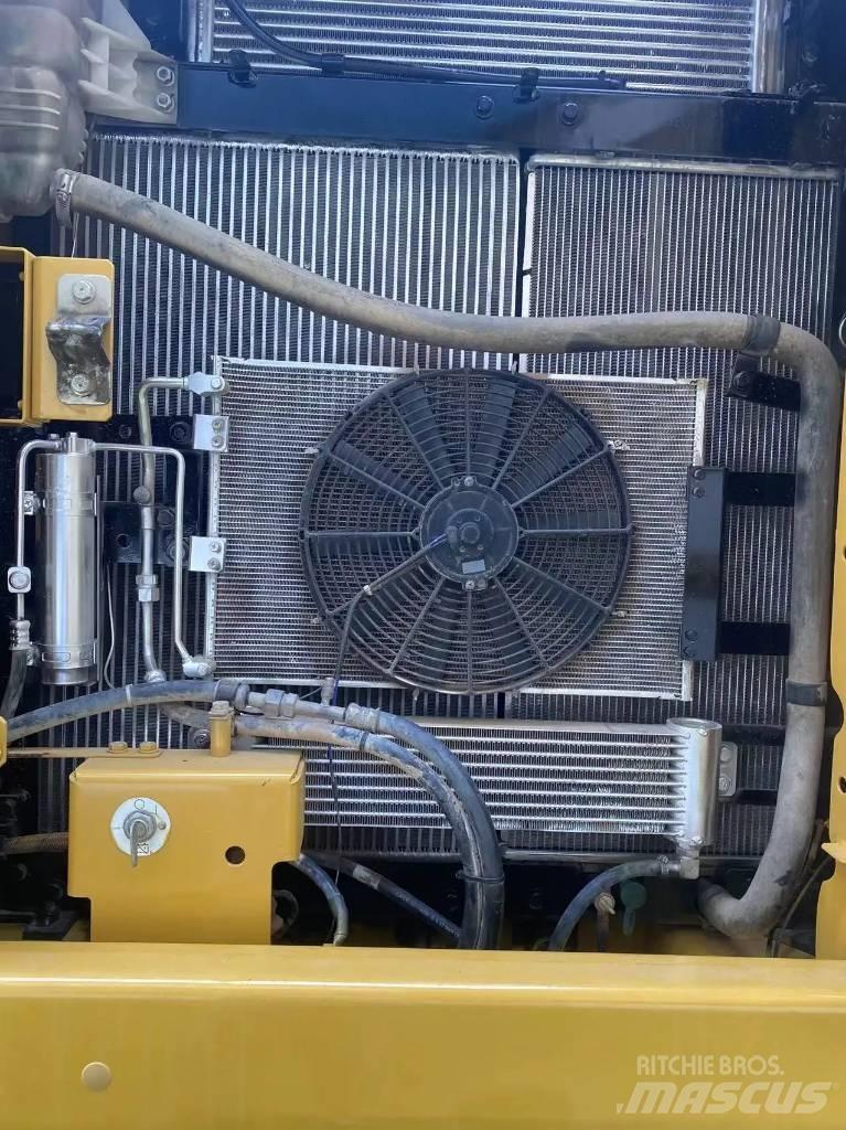 CAT 320GC Paletli ekskavatörler