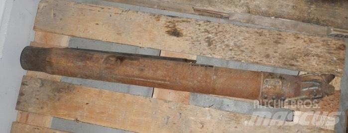 Universal HDD 80x100 Yatay sondaj makineleri