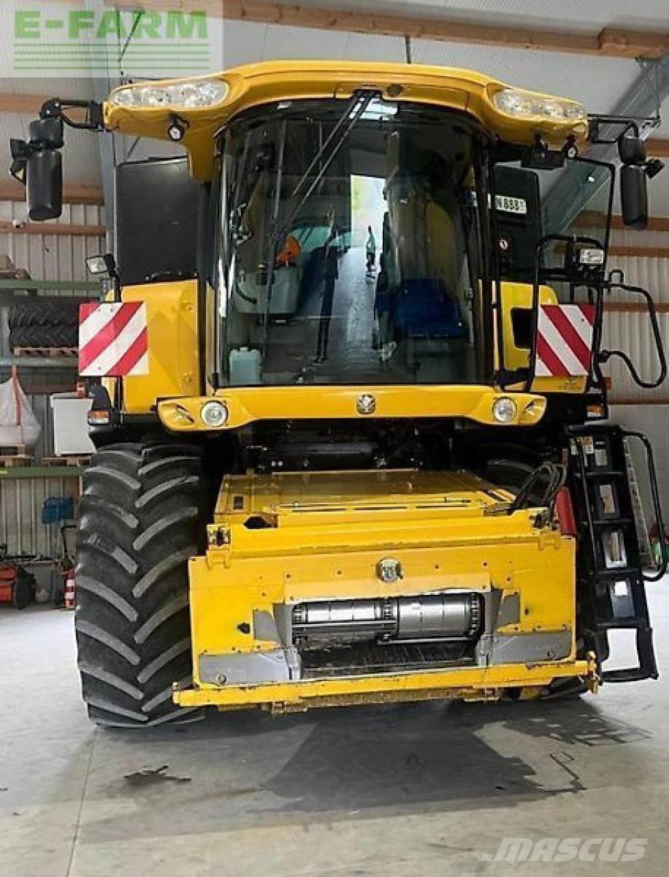 New Holland cr8080 Biçerdöverler