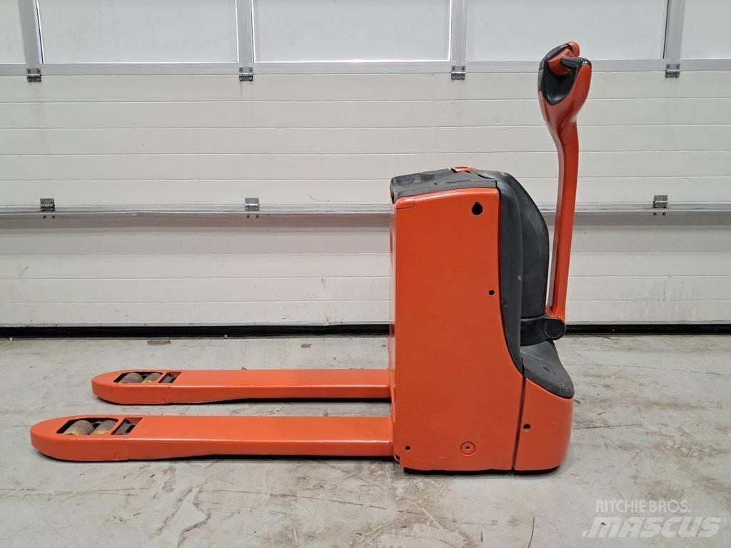 Linde T16 Düsük seviye kaldirici