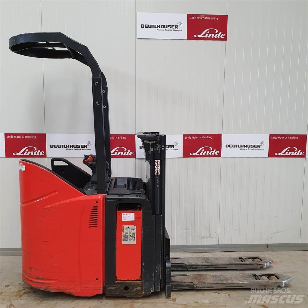 Linde D12SP Yaya kumandali istif makinasi