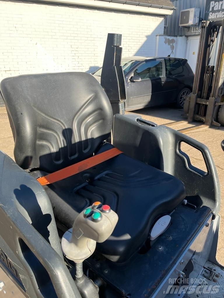 Bomag BW 80 AD-5 Çift tamburlu silindirler