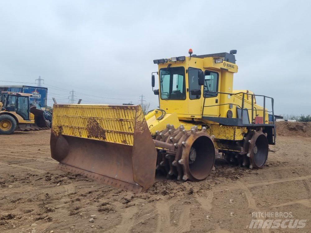 Bomag BC722RB2 Sıkıştırma tokmakları