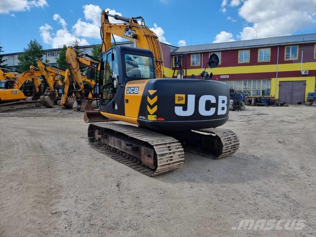 JCB JS 130 LC Paletli ekskavatörler