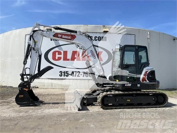 Bobcat E88R2 Paletli ekskavatörler