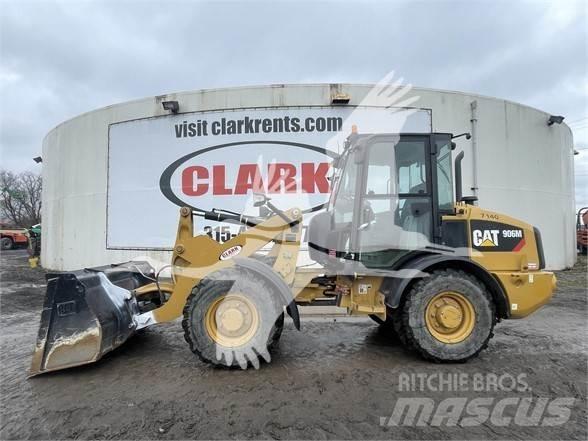 CAT 906M Tekerlekli yükleyiciler