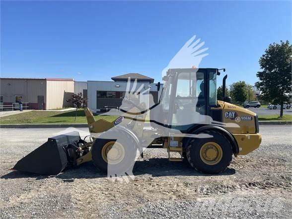 CAT 906M Tekerlekli yükleyiciler