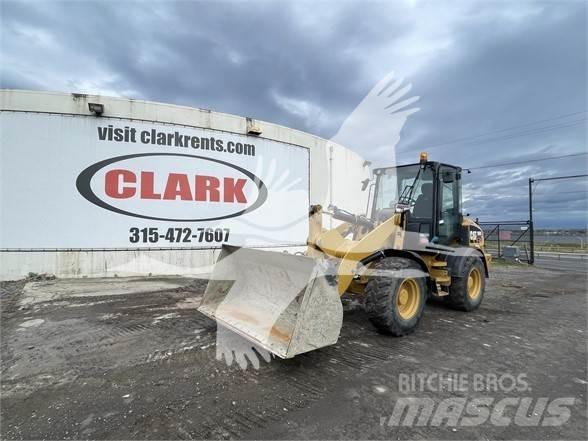 CAT 908M Tekerlekli yükleyiciler