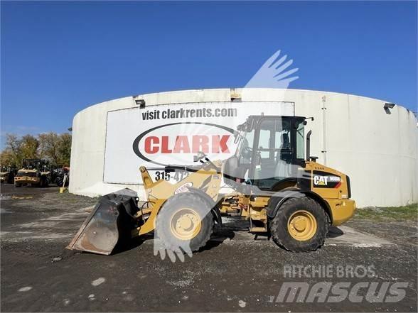 CAT 908M Tekerlekli yükleyiciler