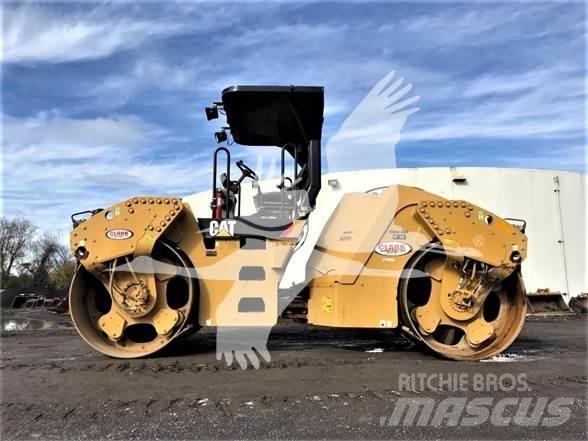 CAT CB64 Tek tamburlu silindirler