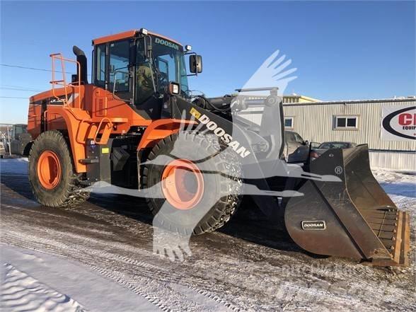 Doosan DL300 Tekerlekli yükleyiciler