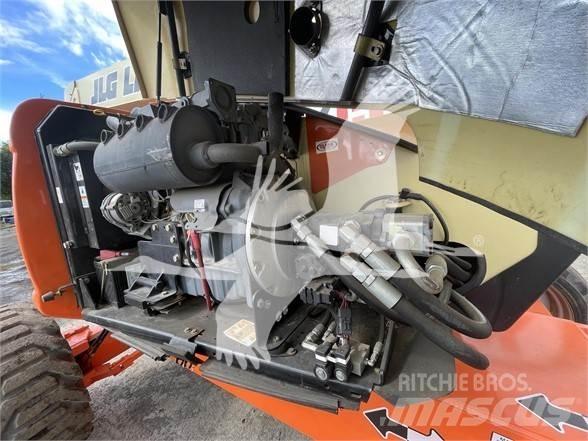 JLG 600AJ Körüklü personel platformları
