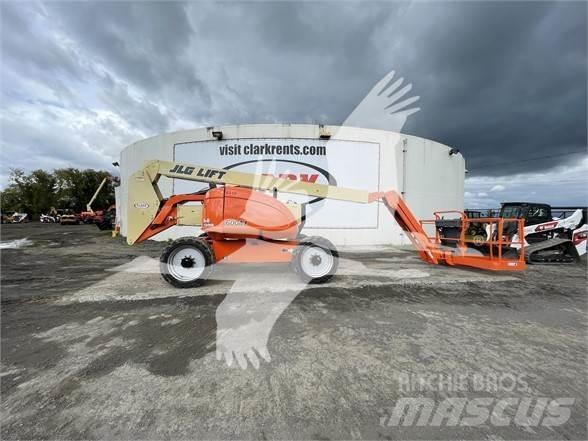 JLG 600AJ Körüklü personel platformları