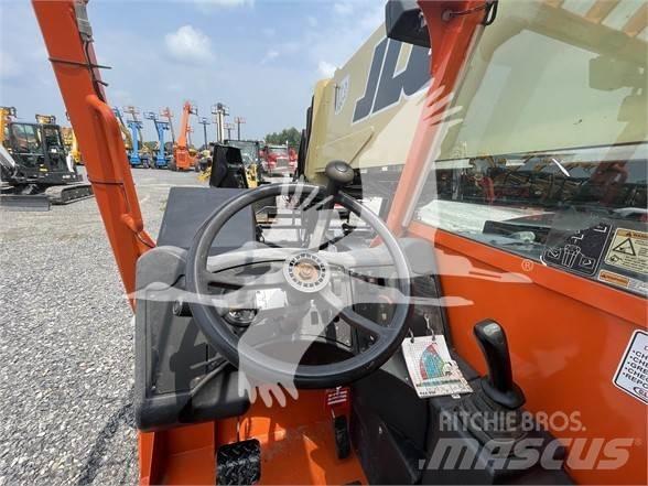 JLG G12-55A Teleskopik yükleyiciler