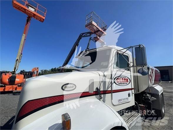 Peterbilt 330 Su tankerleri