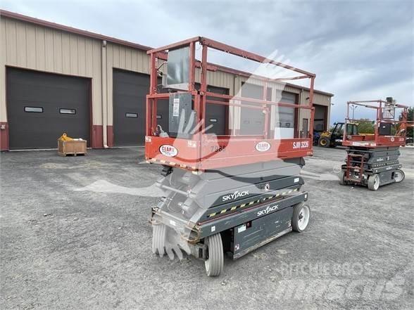 SkyJack SJ3226 Makasli platformlar