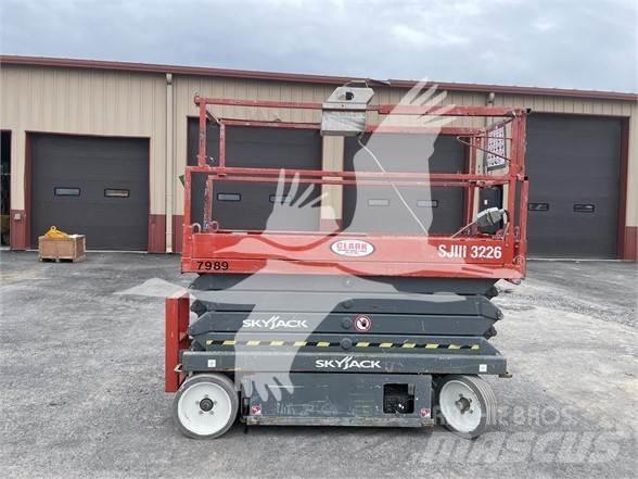 SkyJack SJ3226 Makasli platformlar