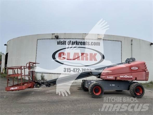 SkyJack SJ40T Teleskopik personel platformları