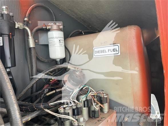 SkyJack SJ66T Teleskopik personel platformları