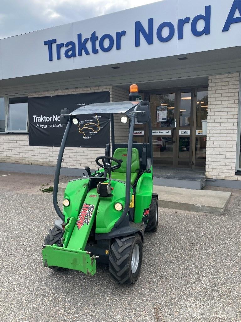 Avant 225 Çok amaçlı yükleyiciler