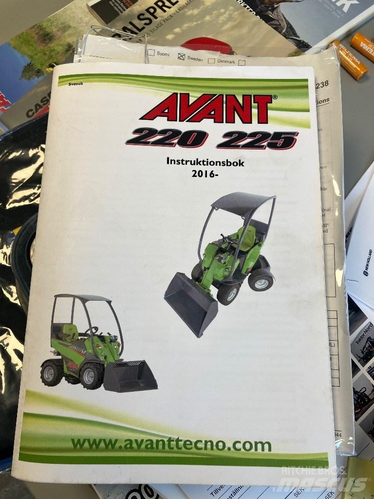 Avant 225 Çok amaçlı yükleyiciler