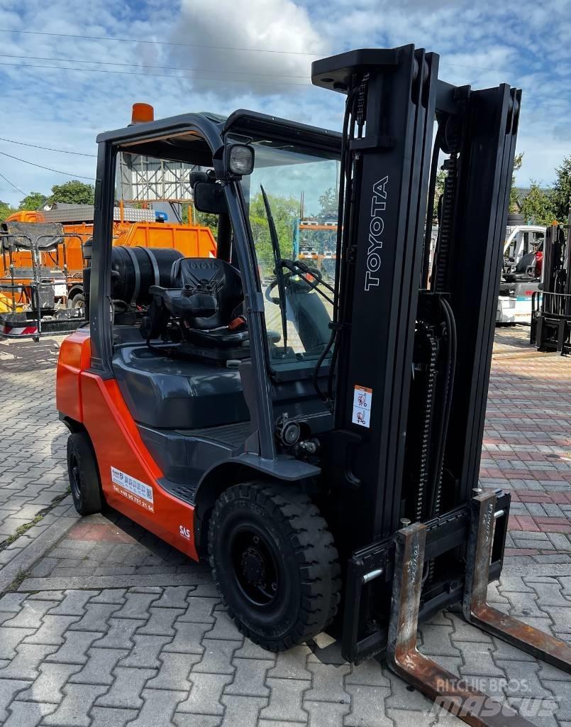 Toyota 02-8 FG F 25 LPG'li forkliftler