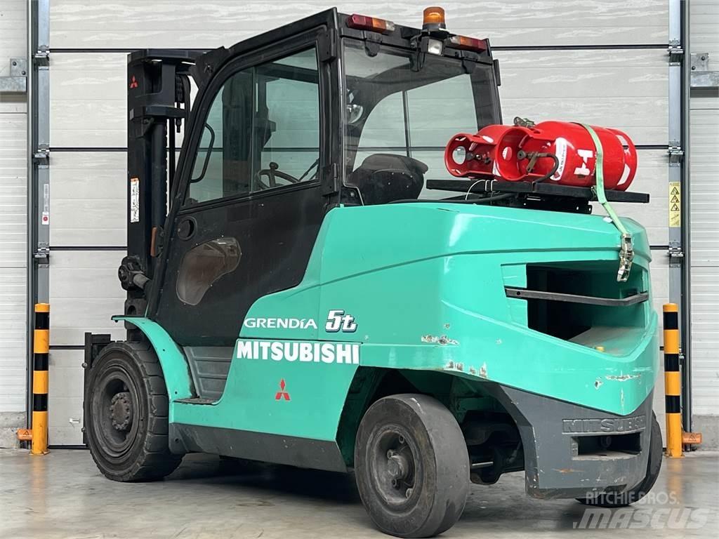 Mitsubishi FG 55 N LPG'li forkliftler