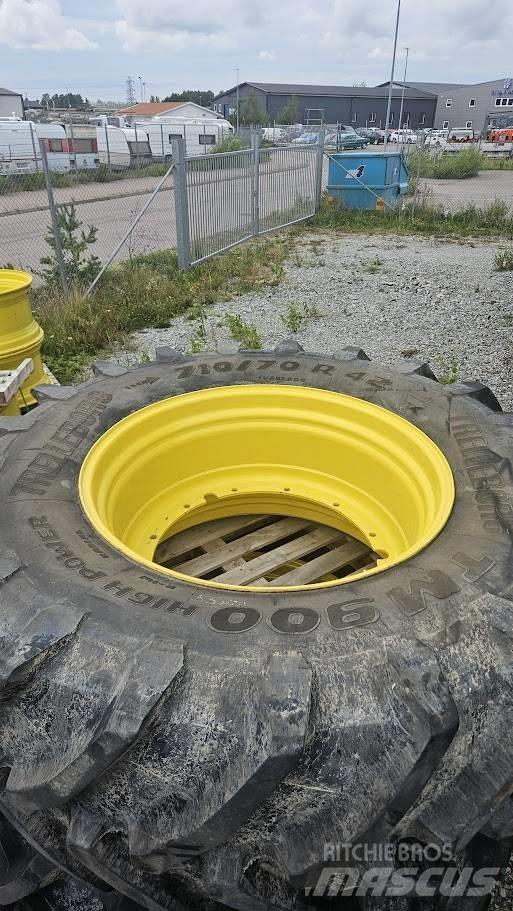 Trelleborg 710/70x42 Diger traktör aksesuarlari