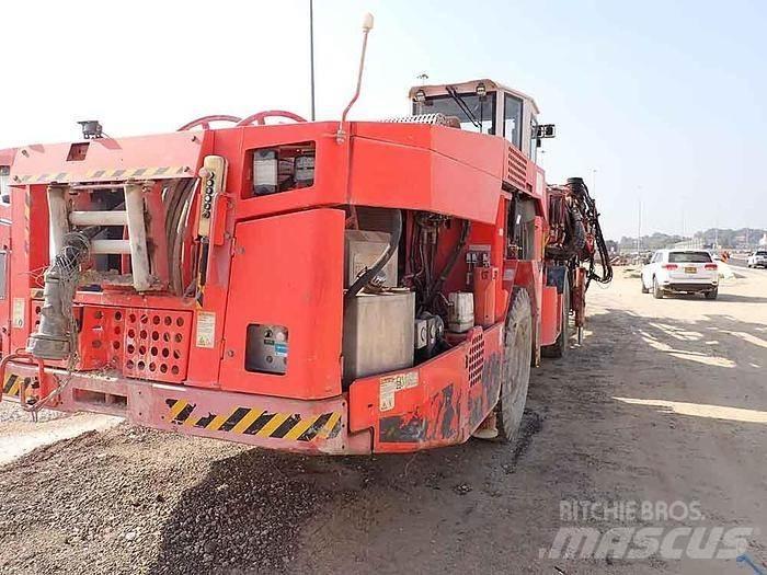 Sandvik DT821 C Sondaj kuleleri