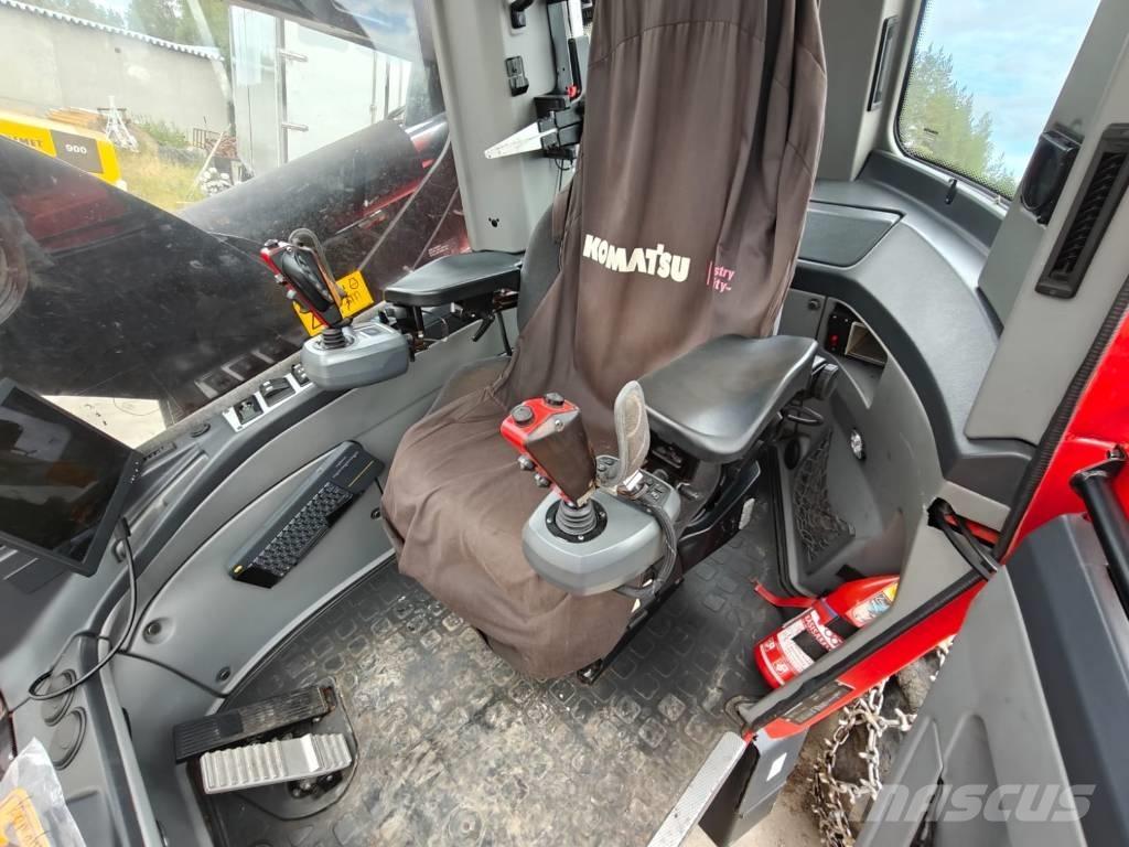 Komatsu 901 Biçerdöverler