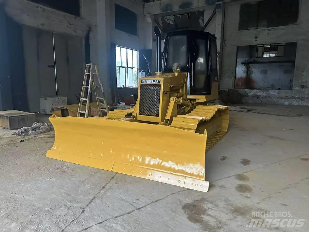 CAT D 4 C Paletli dozerler