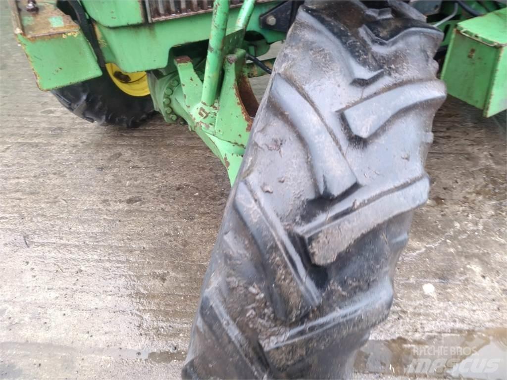 John Deere 1850 Traktörler