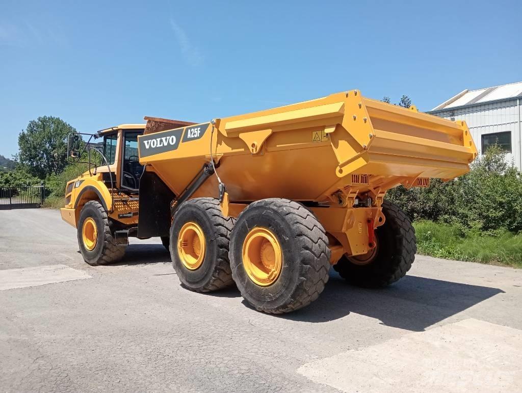 Volvo A 25 F Belden kirma kaya kamyonu