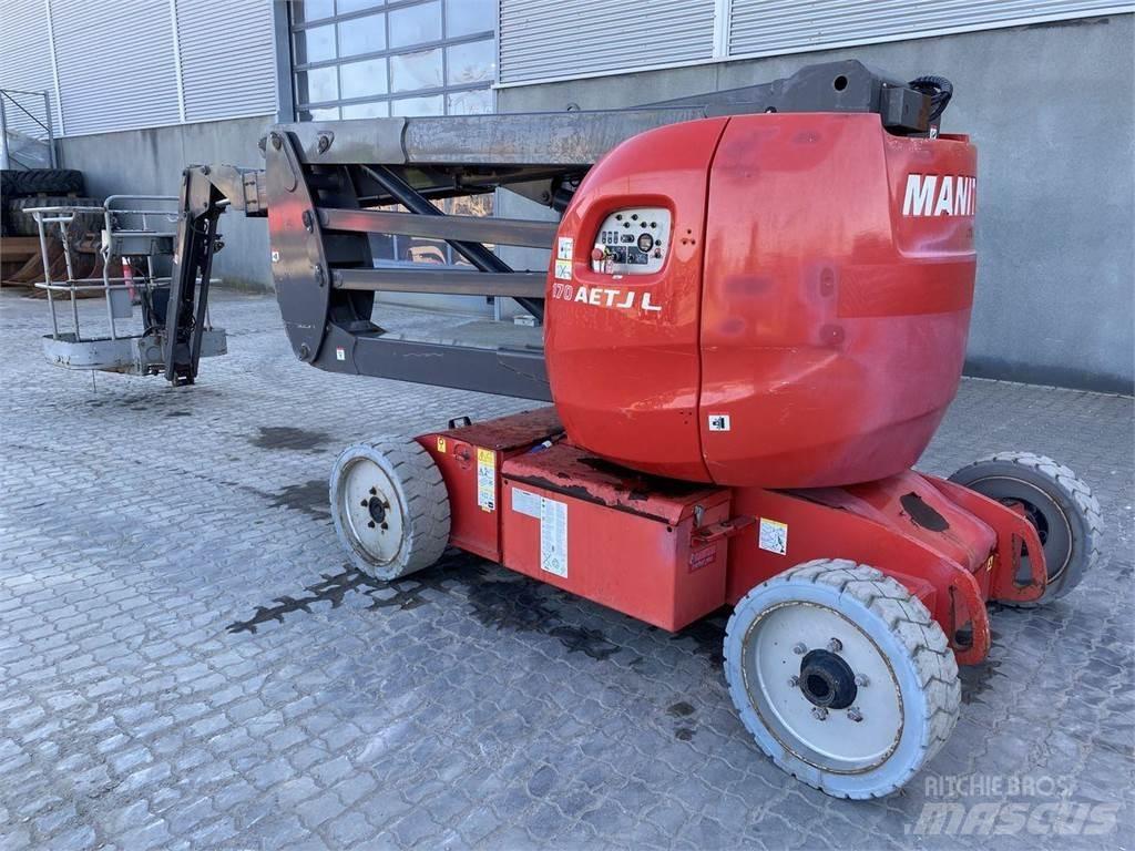 Manitou 170AETJ-L Körüklü personel platformları