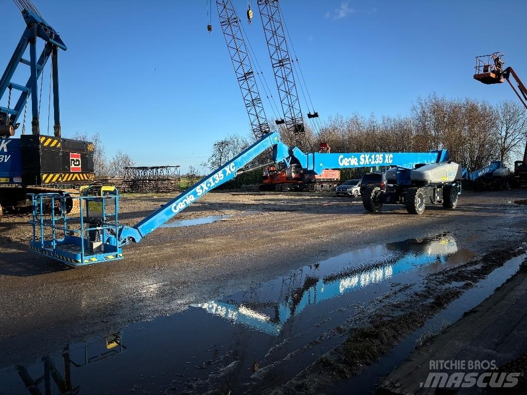 Genie SX 135 XC Teleskopik personel platformları