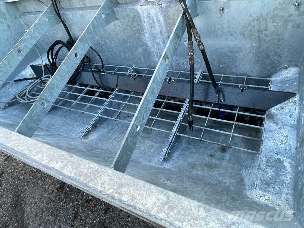 Sami SAMI SLD-18 Kum ve tuz serpiciler