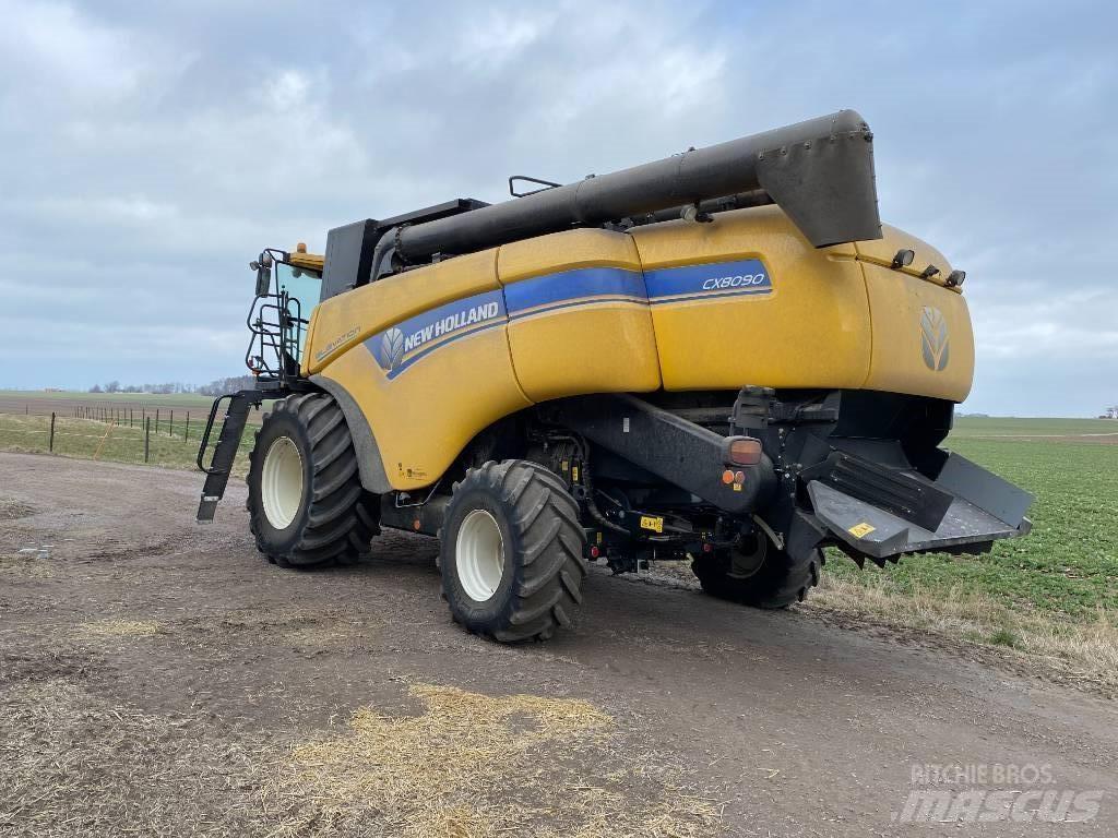 New Holland CX 8090 Biçerdöverler