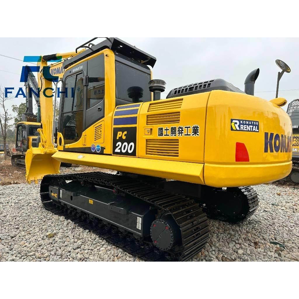 Komatsu 200-8 Paletli ekskavatörler