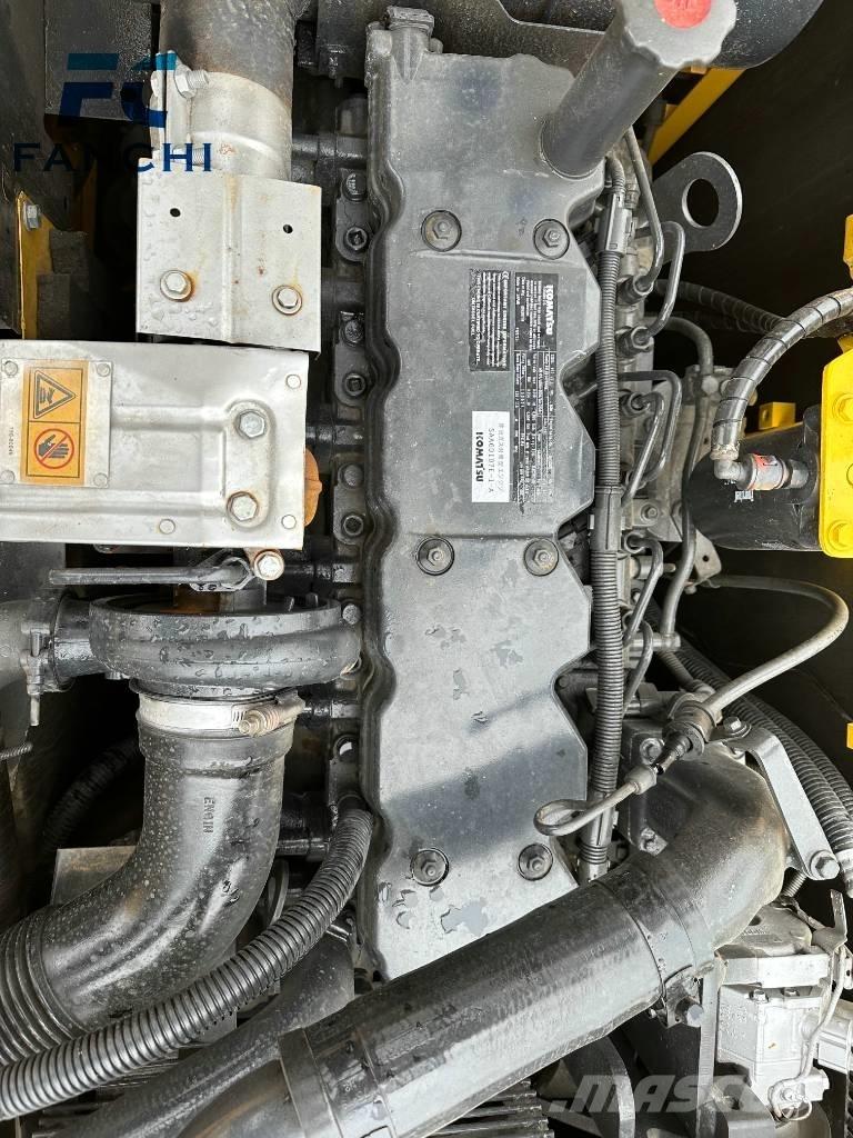 Komatsu 200-8 Paletli ekskavatörler