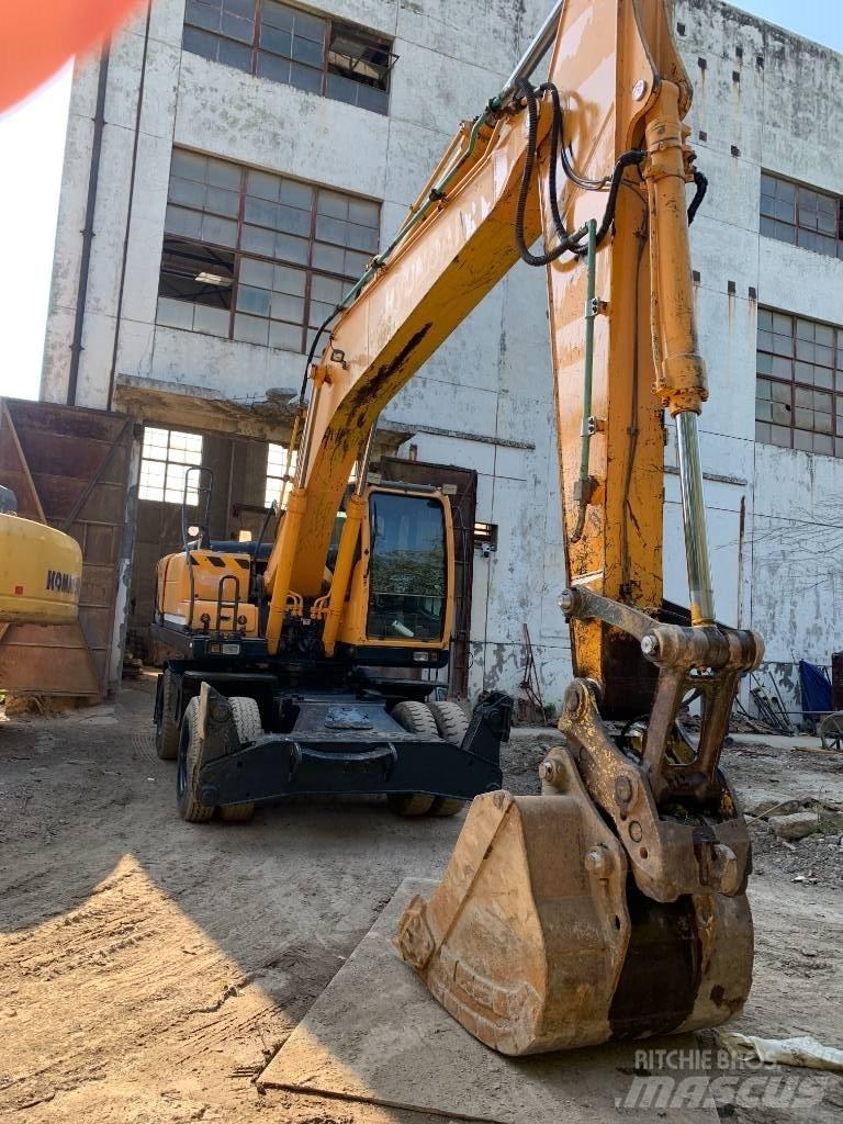 Hyundai R210W-9 Lastik tekerli ekskavatörler