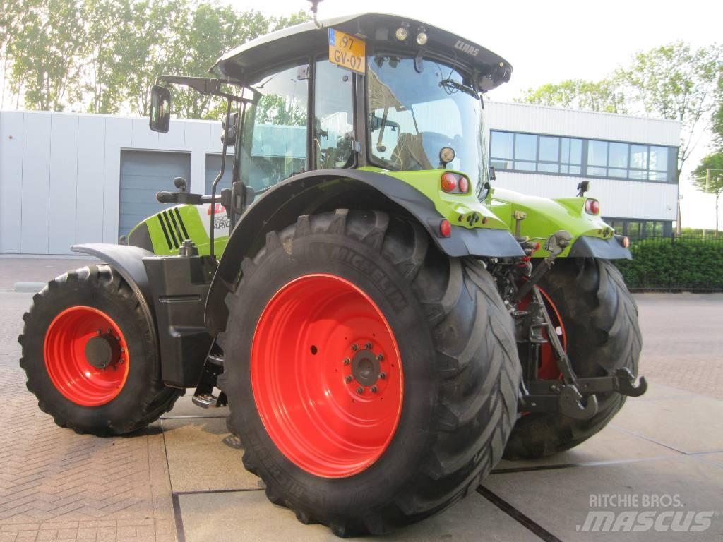 CLAAS Arion 650 CIS Traktörler