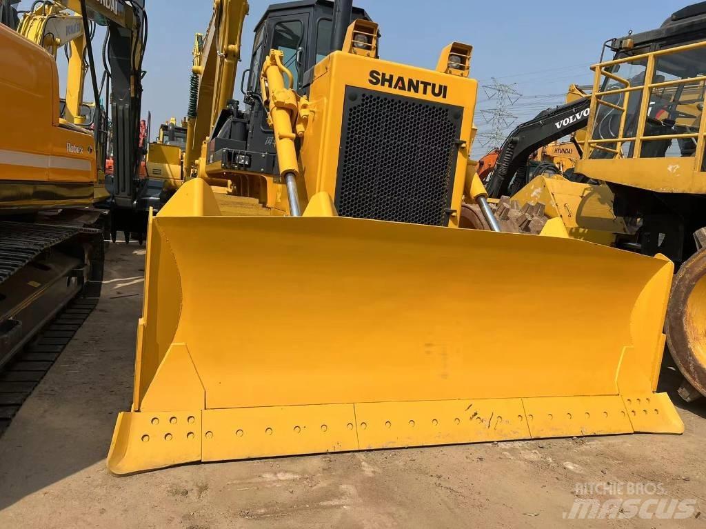 Shantui SD 22 Paletli dozerler