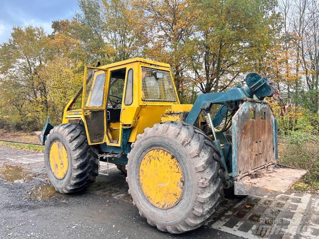 HSM 906 Orman traktörleri